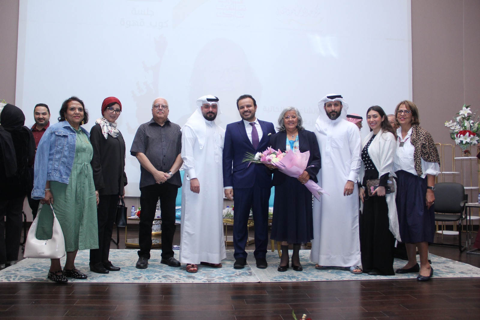 جلسة كوب قهوة لتكريم الشاعرة فوزية السندي بمناسبة يوم المرأة البحرينية – مركز عبدالرحمن كانو الثقافي 2024 (4)